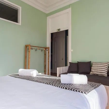 Blue & Green Apartment Lisbon